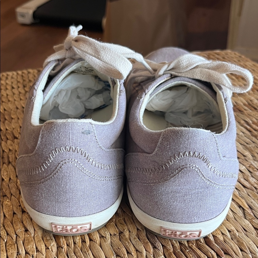 Taos Star Canvas Sneakers - Picture 2 of 11